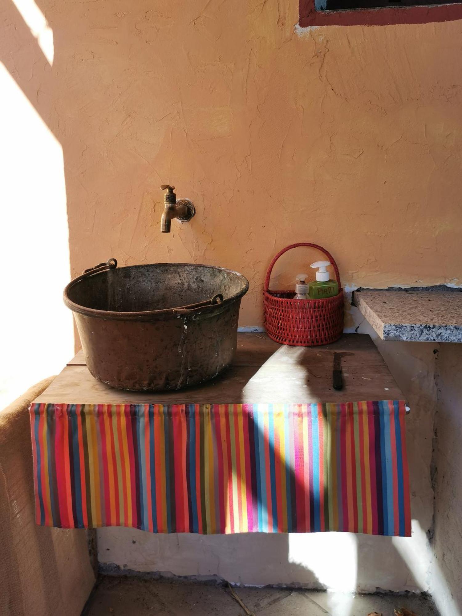 Adagio Guesthouse Caprie Bagian luar foto